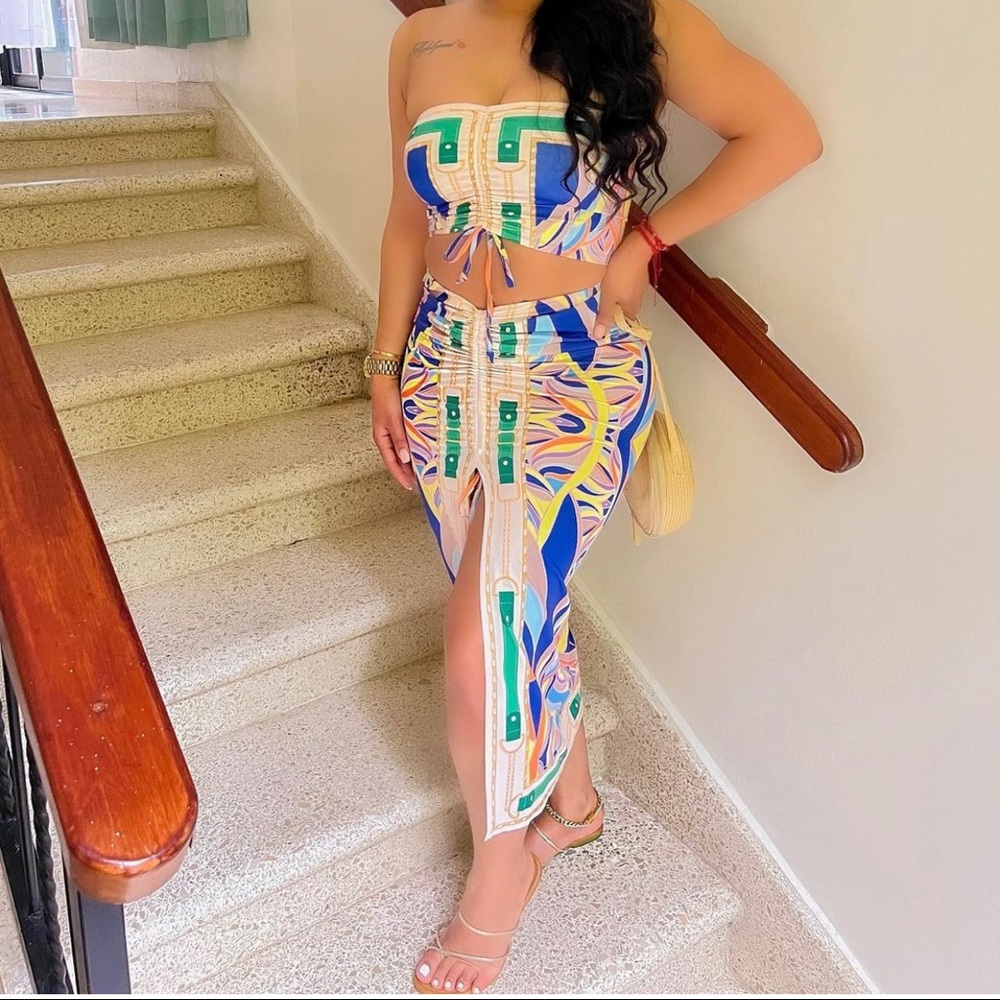 Two piece set